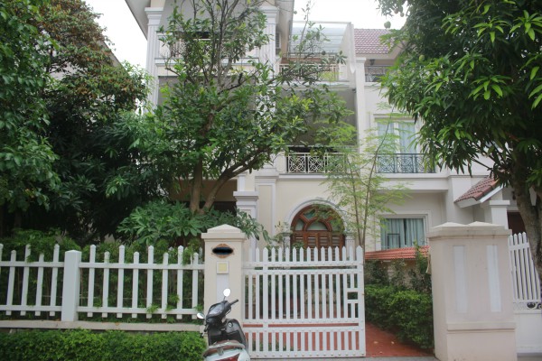 Dịch vụ cho thuê biệt thự Vinhomes Riverside