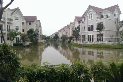 Bán biệt thự dự án Vinhomes Riverside giá cao vẫn đắt hàng