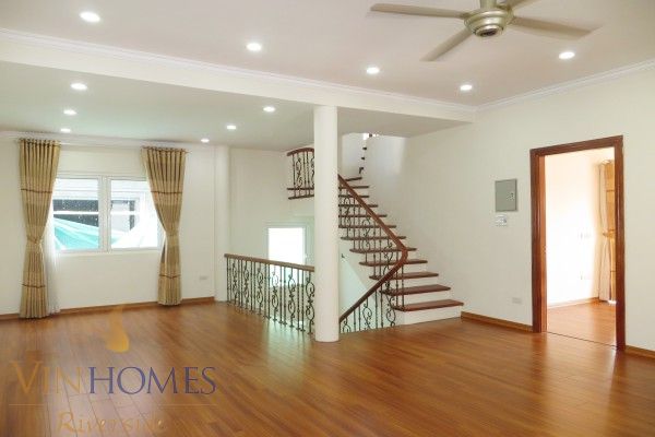 Bán biệt thự Hoa Phượng 7 Vinhomes Riverside đã hoàn thiện 11