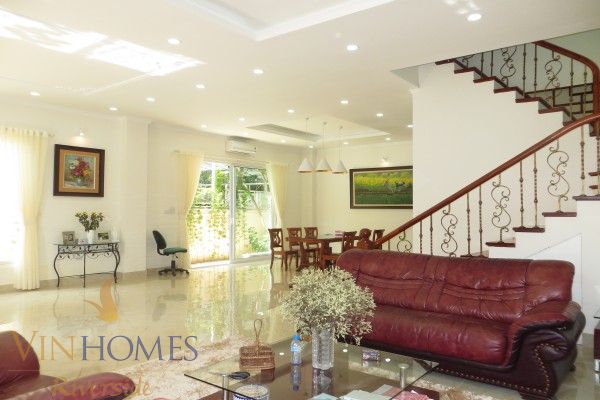 Bán biệt thự Hoa Phượng 7 Vinhomes Riverside đã hoàn thiện 3