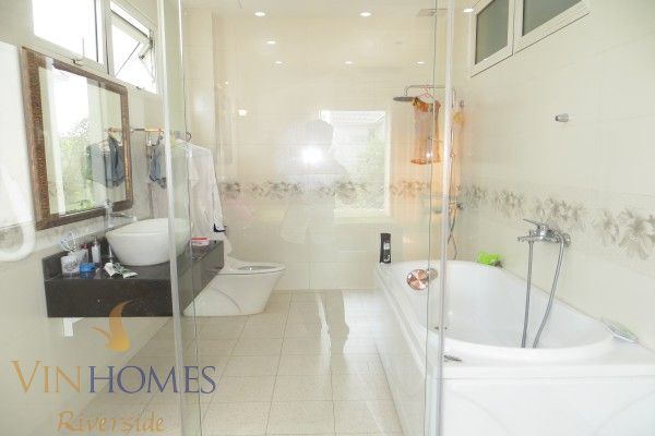 Bán biệt thự Hoa Phượng 7 Vinhomes Riverside đã hoàn thiện 9