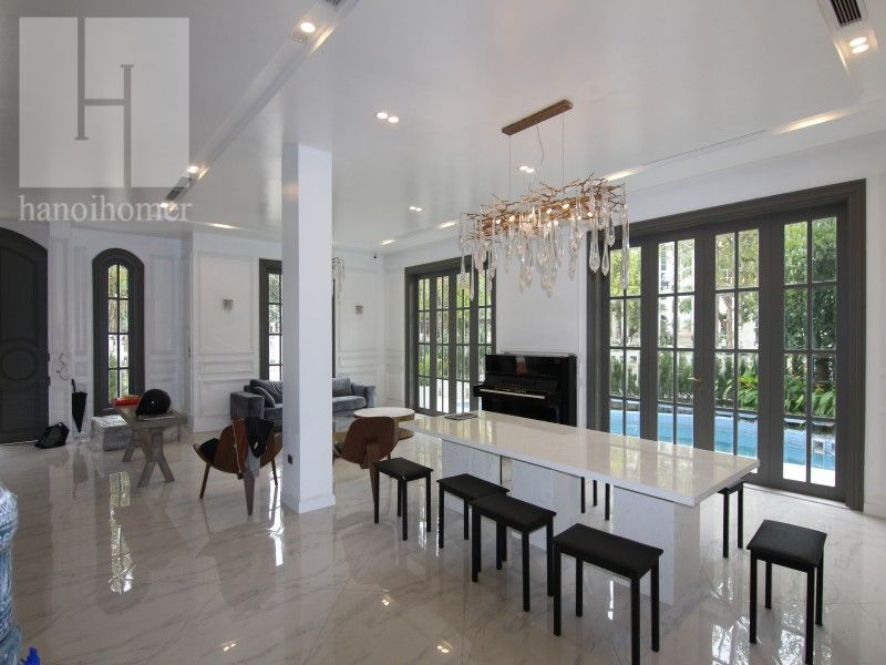 Bán biệt thự lô góc Anh Đào Vinhomes Riverside đã hoàn thiện nội thất 5