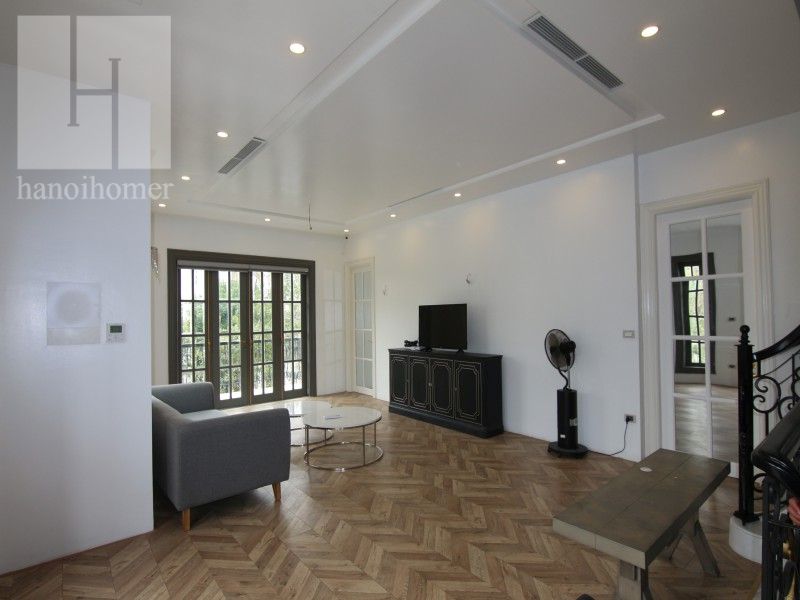 Bán biệt thự lô góc Anh Đào Vinhomes Riverside đã hoàn thiện nội thất 10