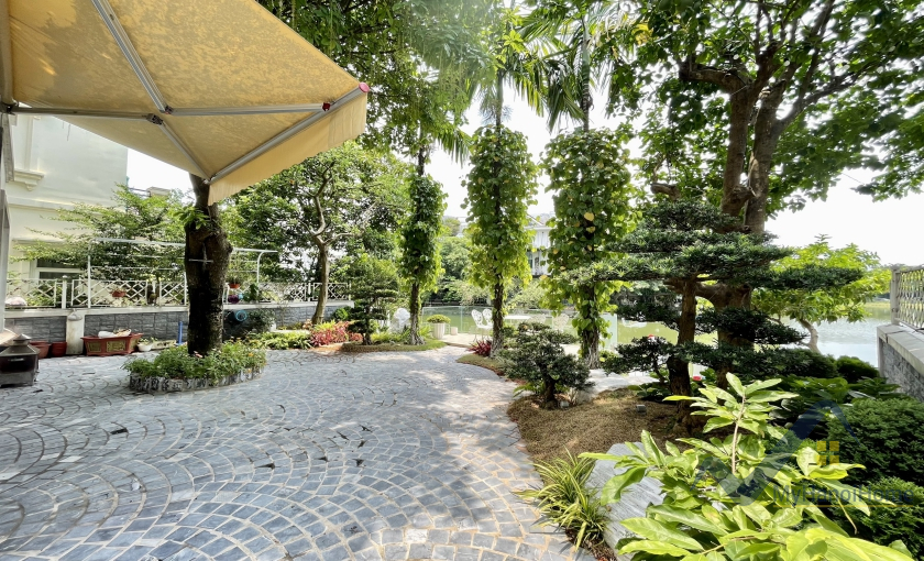 Bán biệt thự Vinhomes Riverside đơn lập nội thất nhập khẩu 6