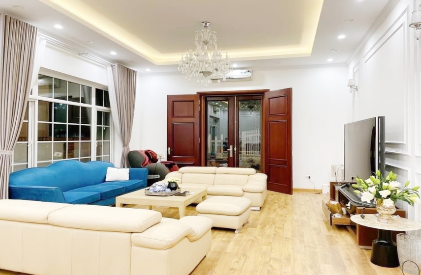 Bán biệt thự Vinhomes Riverside Hoa Phượng, gần sân Golf và BIS 2