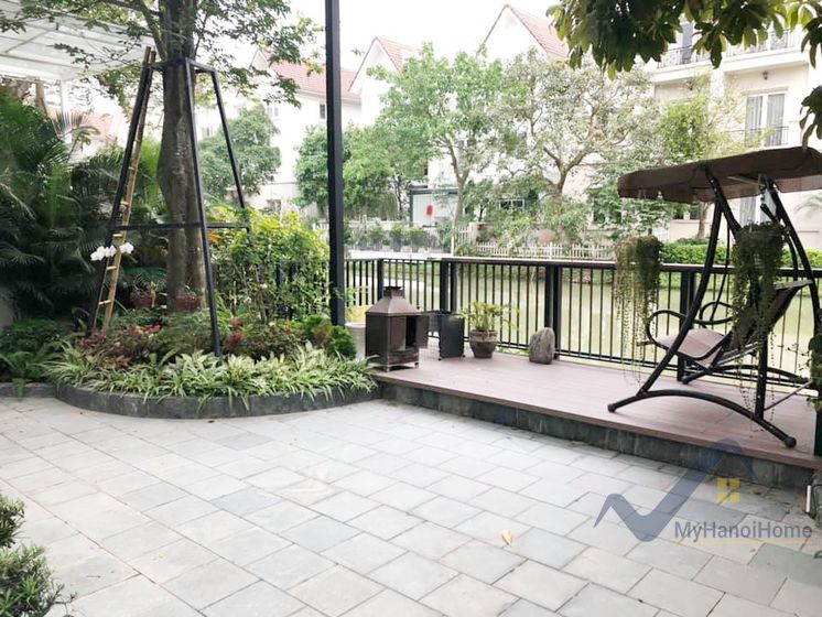 Bán biệt thự Vinhomes Riverside Hoa Sữa song lập hoàn thiện 3