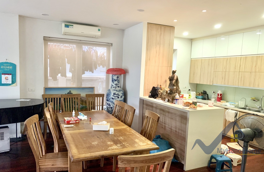 Bán biệt thự Vinhomes Riverside Long Biên gần sân Golf 2
