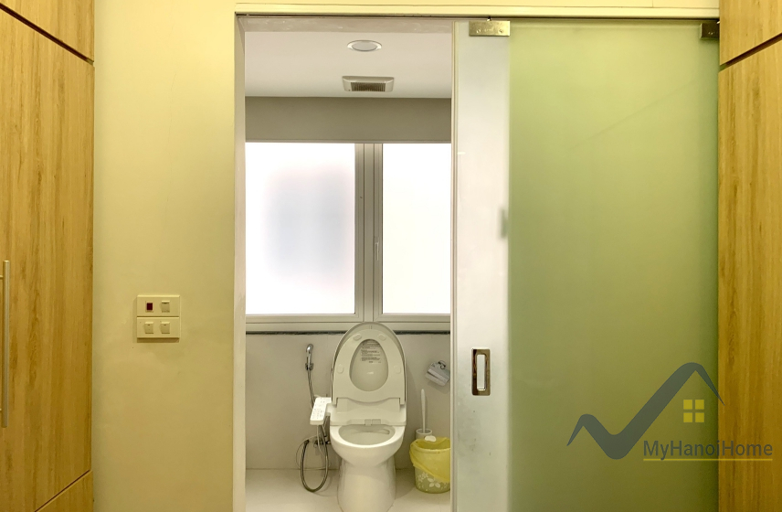 Bán biệt thự Vinhomes Riverside Long Biên gần sân Golf 9