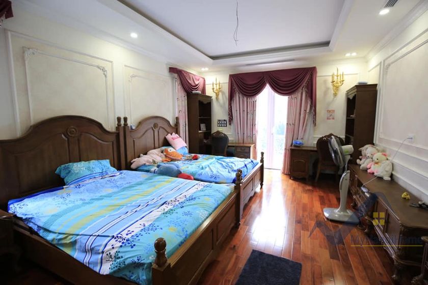 Biệt thự bán đơn lập AD Vinhomes Riverside đã hoàn thiện 10