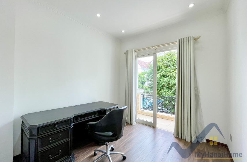 Biệt thự Bằng Lăng Vinhomes Riverside cho thuê full nội thất 11