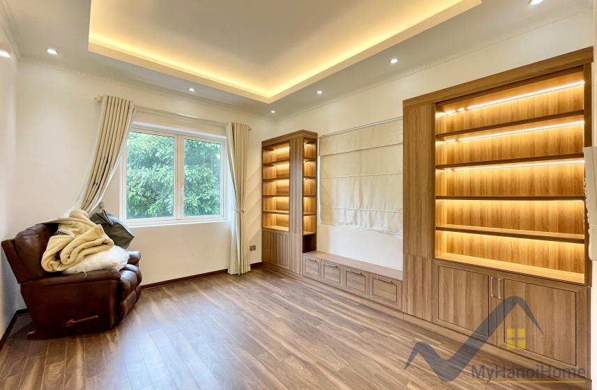 Biệt thự Bằng Lăng Vinhomes Riverside cho thuê full nội thất 13
