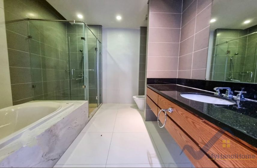 Biệt thự cho thuê Hoa Sữa Vinhomes Riverside gần bể bơi 14