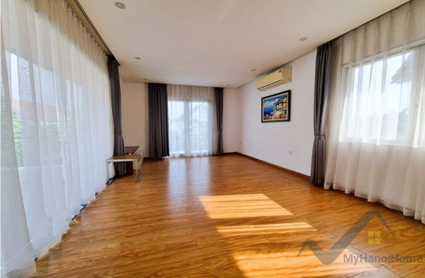Biệt thự cho thuê Hoa Sữa Vinhomes Riverside gần bể bơi 18