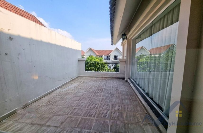 Biệt thự cho thuê Hoa Sữa Vinhomes Riverside gần bể bơi 19