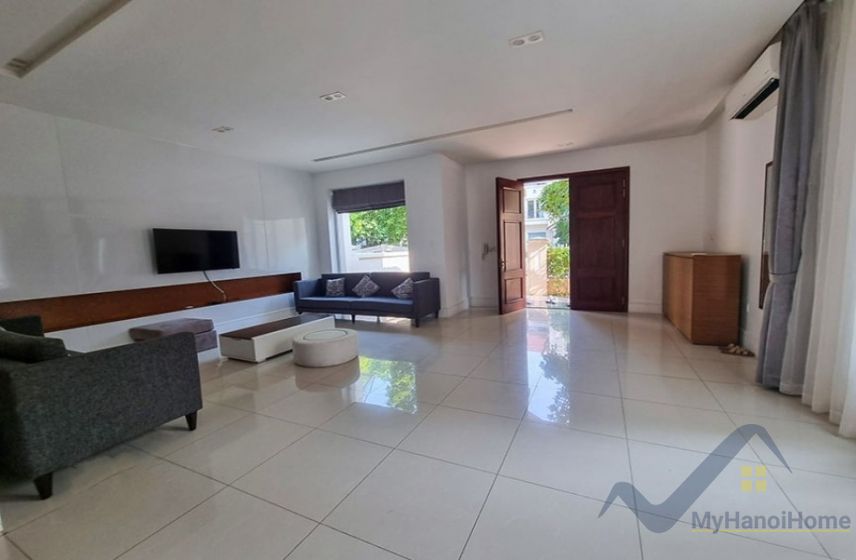 Biệt thự cho thuê Hoa Sữa Vinhomes Riverside gần bể bơi 6