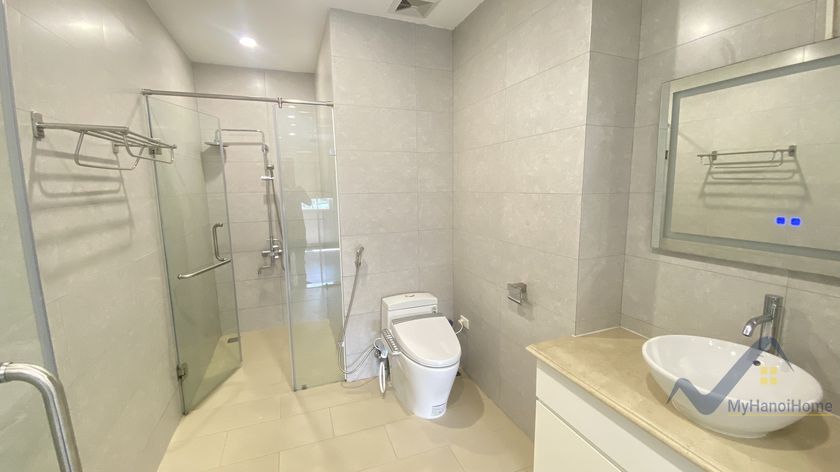 Biệt thự cho thuê song lập Vinhome Riverside, 4 phòng ngủ sân vườn 14
