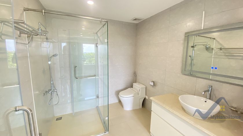 Biệt thự cho thuê song lập Vinhome Riverside, 4 phòng ngủ sân vườn 22