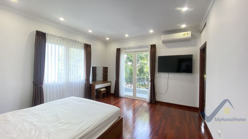 Biệt thự cho thuê song lập Vinhome Riverside, 4 phòng ngủ sân vườn 7