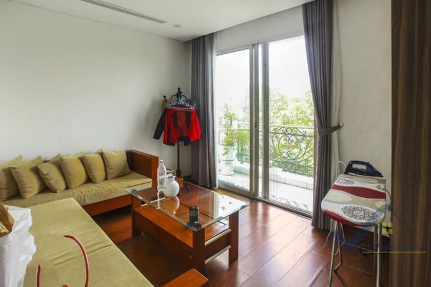 Biệt thự cho thuê Vinhomes Riverside có thang máy full đồ 13