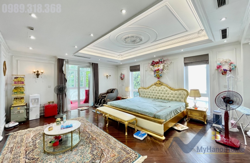 Biệt thự cho thuê Vinhomes Riverside đơn lập, có bể bơi, thang máy 10
