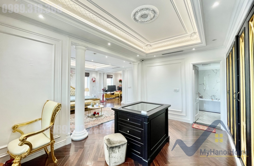 Biệt thự cho thuê Vinhomes Riverside đơn lập, có bể bơi, thang máy 14