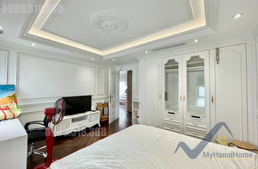 Biệt thự cho thuê Vinhomes Riverside đơn lập, có bể bơi, thang máy 20