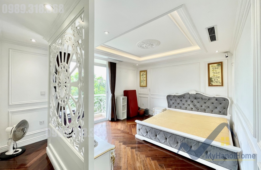 Biệt thự cho thuê Vinhomes Riverside đơn lập, có bể bơi, thang máy 21