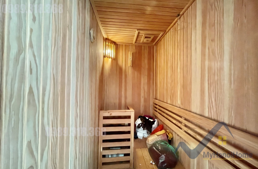 Biệt thự cho thuê Vinhomes Riverside đơn lập, có bể bơi, thang máy 25