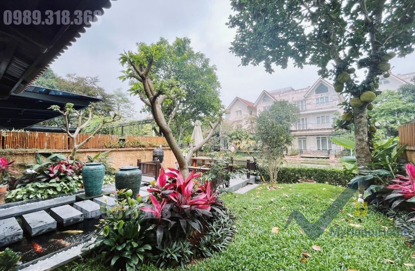 Biệt thự cho thuê Vinhomes Riverside, đơn lập có tầng hầm 9