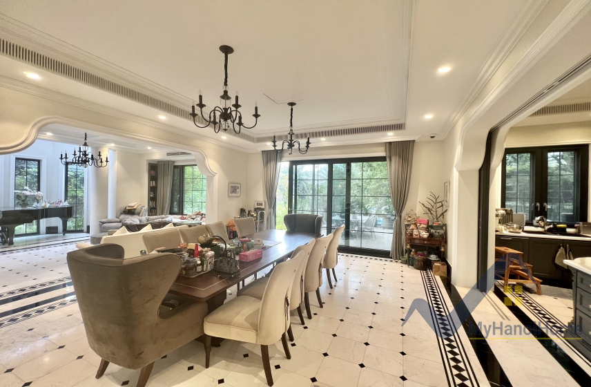 Biệt thự cho thuê Vinhomes Riverside đơn lập nội thất Indochine 4