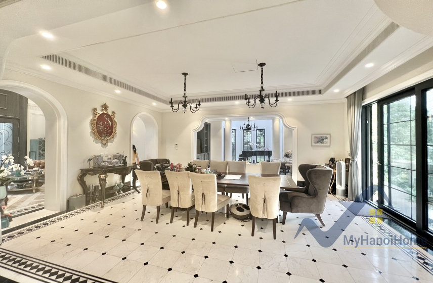 Biệt thự cho thuê Vinhomes Riverside đơn lập nội thất Indochine 6