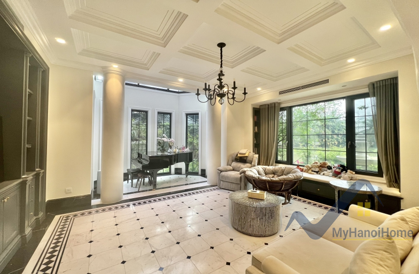 Biệt thự cho thuê Vinhomes Riverside đơn lập nội thất Indochine 8