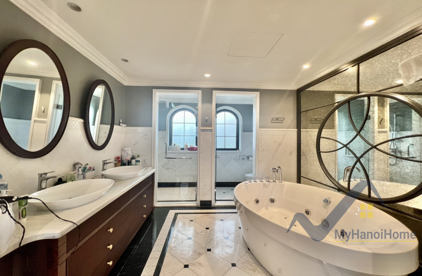 Biệt thự cho thuê Vinhomes Riverside đơn lập nội thất Indochine 30