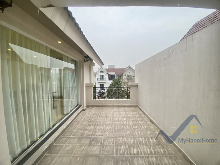 Biệt thự cho thuê Vinhomes Riverside khu Hoa Sữa, full nội thất 18