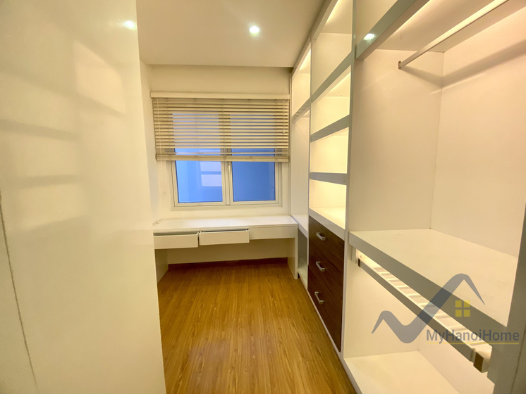Biệt thự cho thuê Vinhomes Riverside khu Hoa Sữa, full nội thất 8