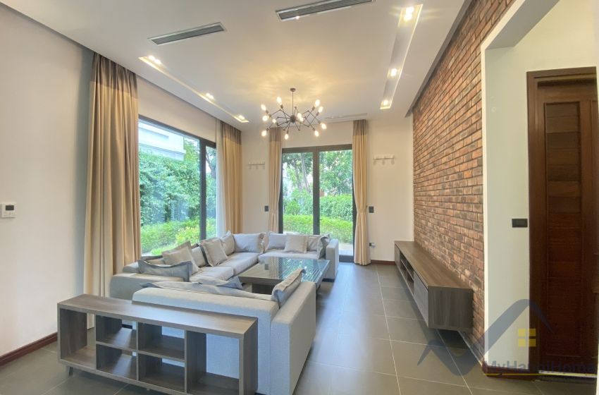 Biệt thự cho thuê Vinhomes Riverside khu yên tĩnh, full đồ 3 phòng ngủ 2