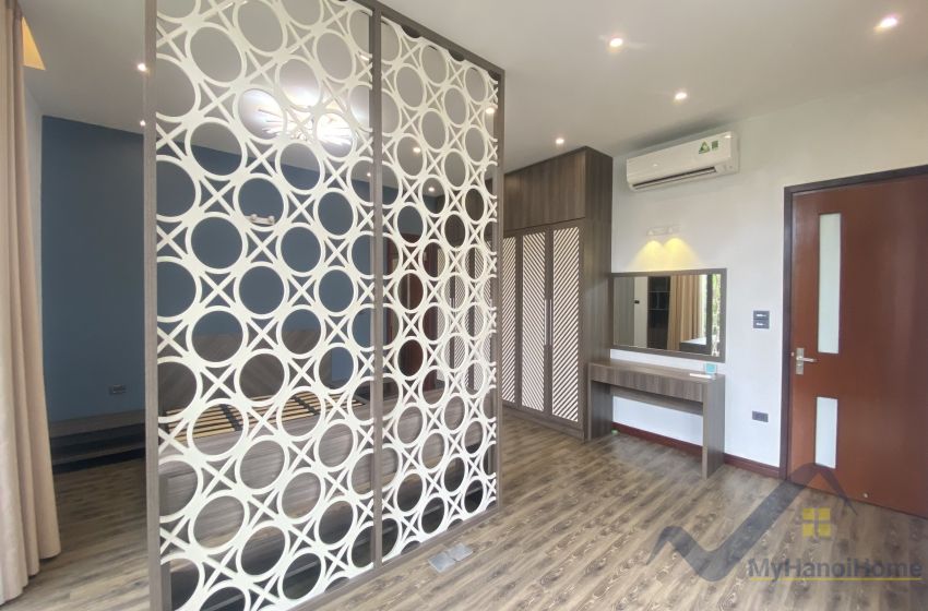 Biệt thự cho thuê Vinhomes Riverside khu yên tĩnh, full đồ 3 phòng ngủ 8