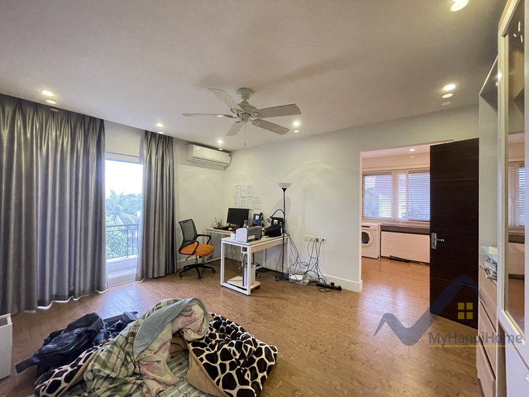 Biệt thự cho thuê Vinhomes Riverside song lập, có sông 15