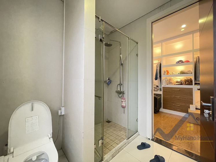 Biệt thự cho thuê Vinhomes Riverside song lập, có sông 21