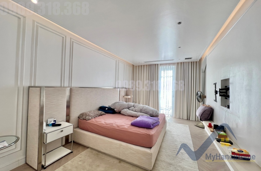 Biệt thự có thang máy cho thuê Vinhomes Riverside nội thất hiện đại 12