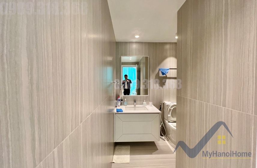 Biệt thự có thang máy cho thuê Vinhomes Riverside nội thất hiện đại 9