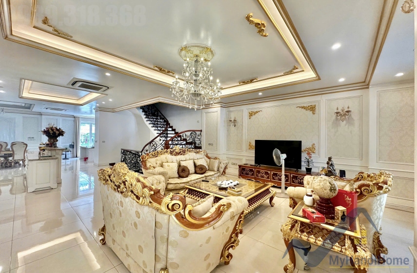 Biệt thự đơn lập căn góc Vinhomes Riverside cho thuê full nội thất 3