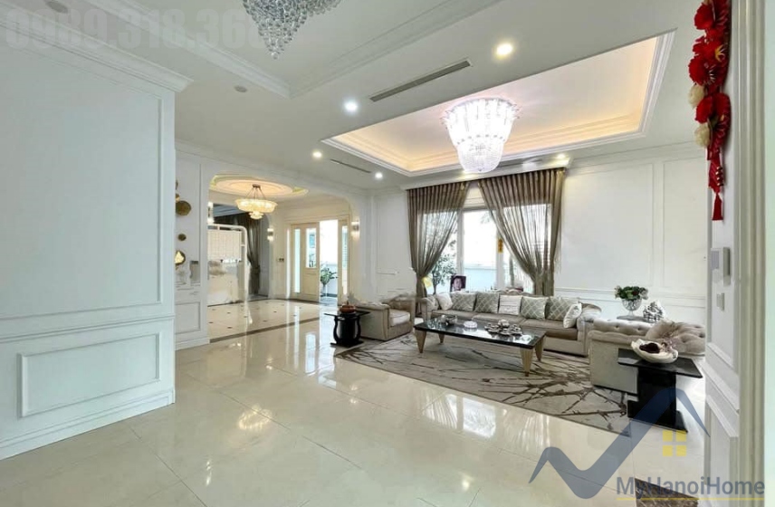 Biệt thự đơn lập cho thuê Vinhome Riverside 5PN, đủ đồ thang máy 1