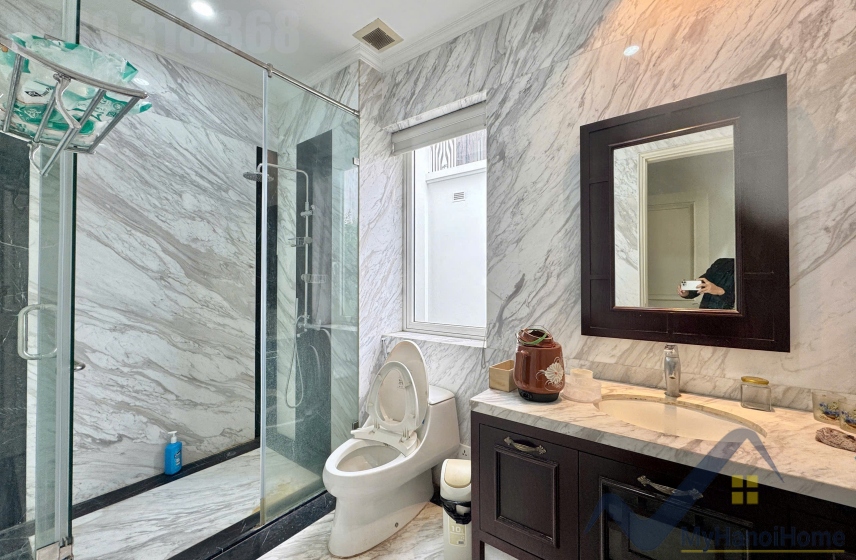 Biệt thự đơn lập cho thuê Vinhome Riverside 5PN, đủ đồ thang máy 15