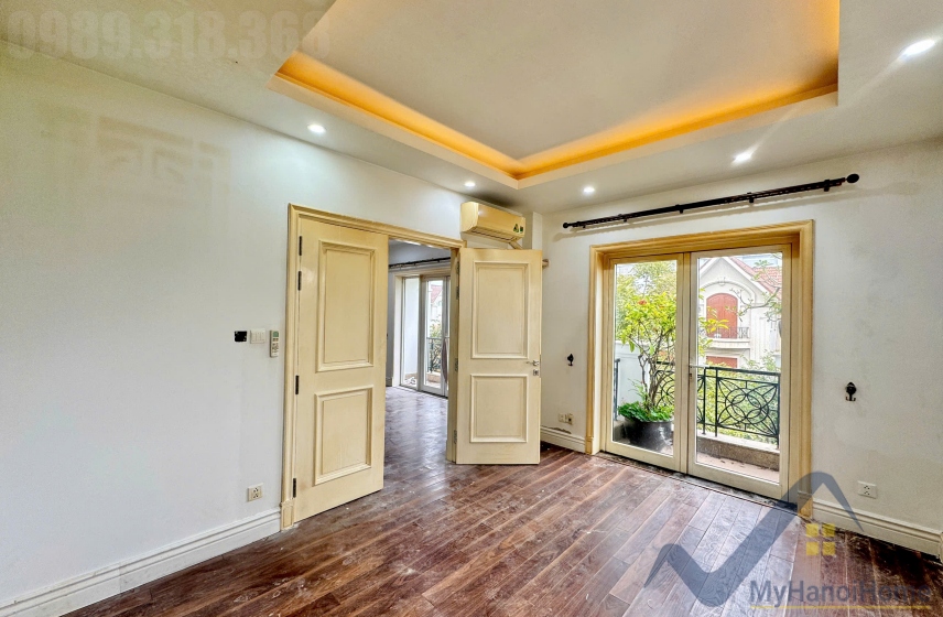 Biệt thự đơn lập cho thuê Vinhome Riverside 5PN, đủ đồ thang máy 18