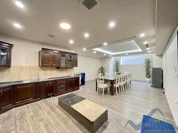 Biệt thự đơn lập cho thuê Vinhome Riverside đủ đồ, có sân vườn 7