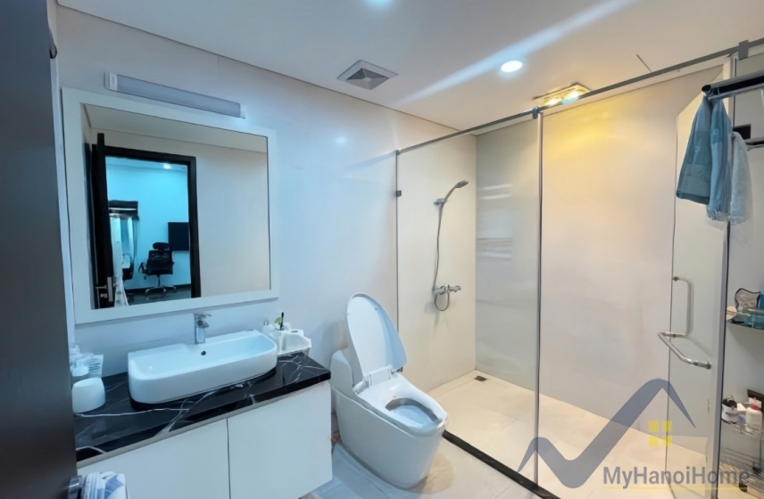 Biệt thự đơn lập cho thuê Vinhomes Riverside 4PN, có thang máy 13