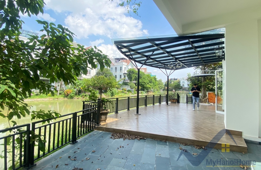 Biệt thự đơn lập cho thuê Vinhomes Riverside 4PN, có thang máy 6