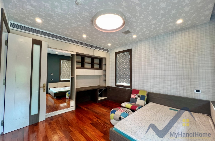 Biệt thự đơn lập cho thuê Vinhomes Riverside 4PN trang bị đủ đồ 17