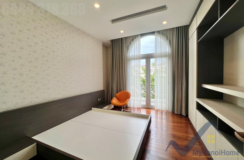 Biệt thự đơn lập cho thuê Vinhomes Riverside 4PN trang bị đủ đồ 21